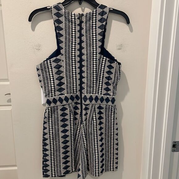 Romeo and Juliet couture sleeveless romper cut out 100% cotton size Small - Picture 2 of 11